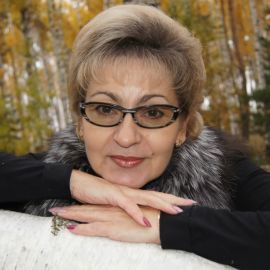 Людмила Полякова