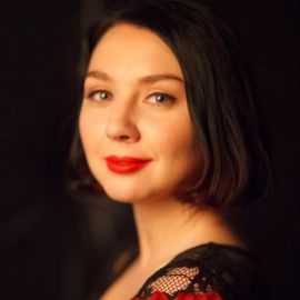 Елена Лабутина