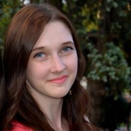 Елена Петрова